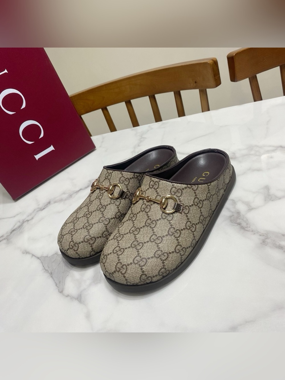 GUCCI Beige Monogram Clogs